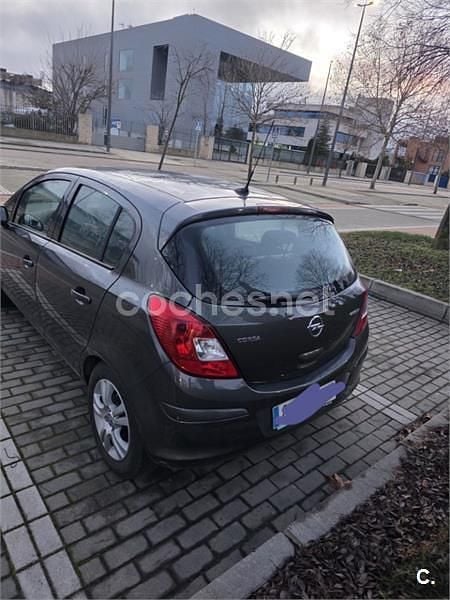 Usado Opel Corsa Selective 95 CV (69 kW) 2012 Gris / plata Utilitario