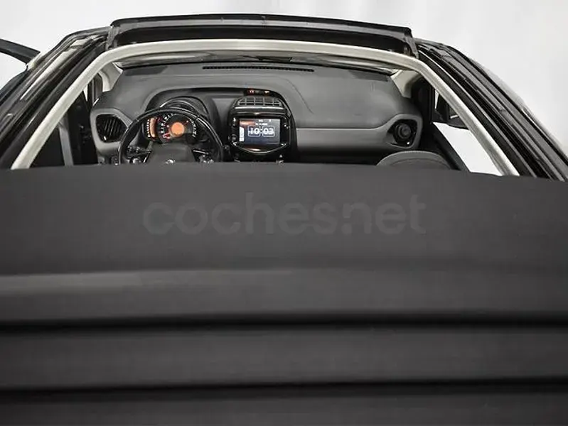 Usado Peugeot 108 Allure 72 CV (52 kW) 2021 Gris / plata Berlina