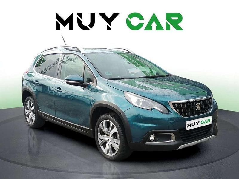 Usado Peugeot 2008 Allure 120 CV (88 kW) 2017 Verde SUV