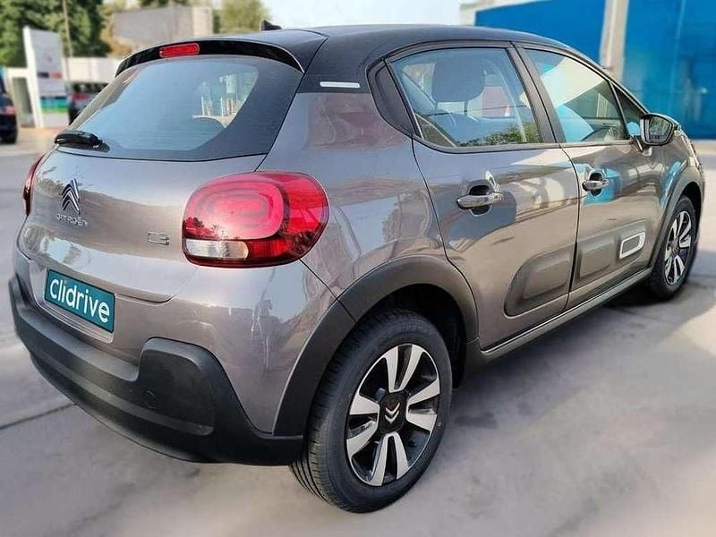 Usado Citroën C3 Feel 83 CV (61 kW) 2022 Gris Utilitario
