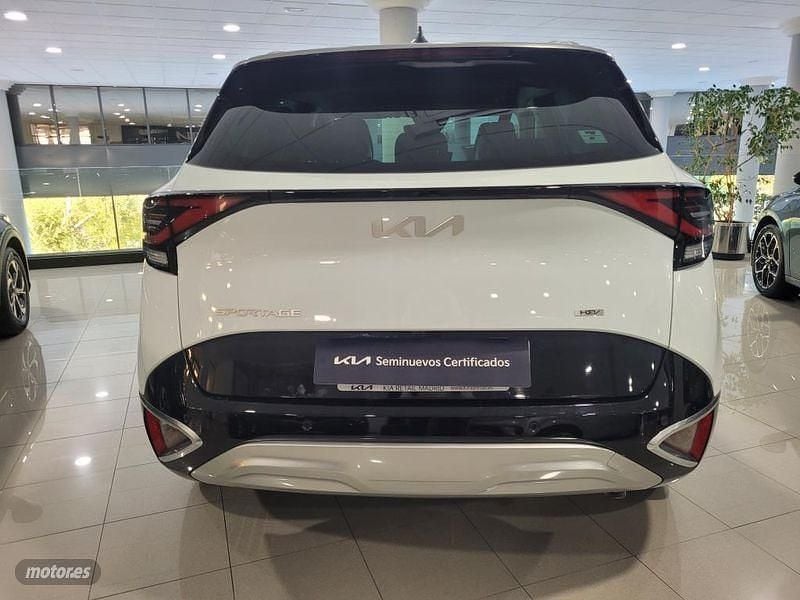 Blanco Nuevo 2025 Kia Sportage SUV | 36.250 € (Precio justo) - Imagen 1/4
