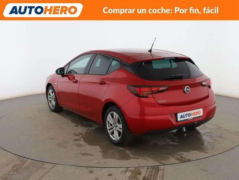 Usado Opel Astra GS Line 122 CV (89 kW) 2020 Rojo Berlina
