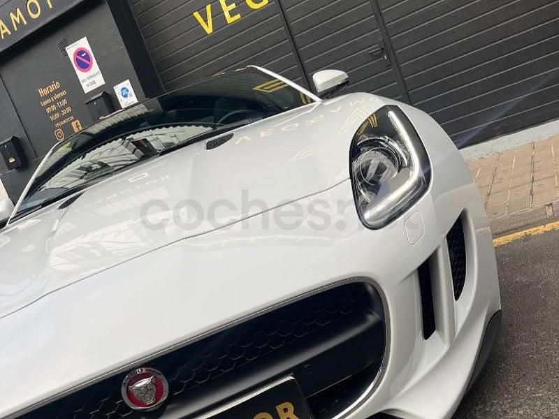 Usado Jaguar F-Type 380 CV (279 kW) 2016 Blanco Coupe