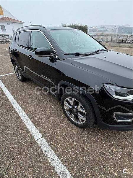 Usado Jeep Compass Limited 140 CV (102 kW) 2017 Negro SUV