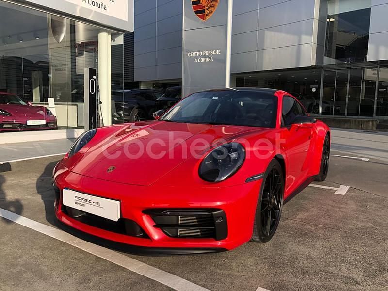 Rojo Usado 2024 Porsche 911 Carrera Coupe | 175.700 € - Imagen 1/4