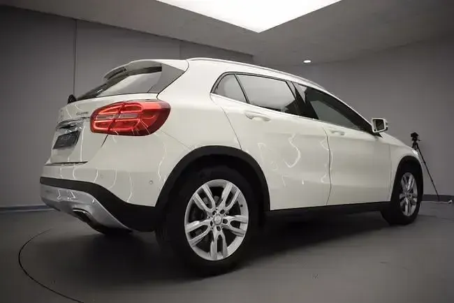 Usado Mercedes GLA250 Style 211 CV (155 kW) 2016 Blanco SUV
