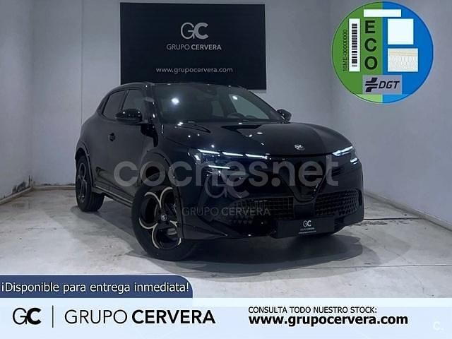 Negro Nuevo 2025 Alfa Romeo GT Junior SUV | 33.990 € - Imagen 1/4