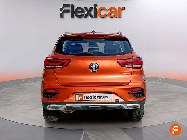 Usado MG ZS Luxury 106 CV (77 kW) 2023 Naranja SUV