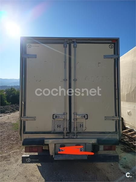 Usado Mitsubishi Canter 117 CV (86 kW) 2001 Blanco Familiar