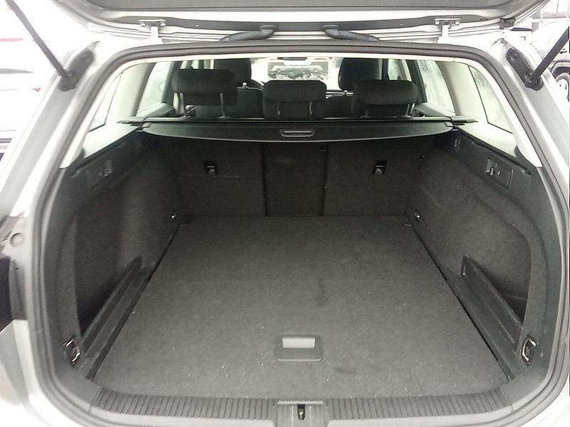 Usado VW Passat Business 122 CV (89 kW) 2020 Familiar