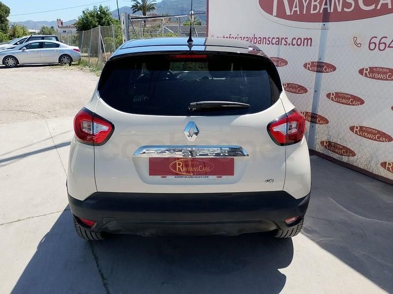 Usado Renault Captur Zen 90 HP (66 kW) 2014 Bege SUV