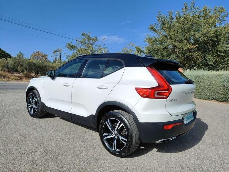 Usado Volvo XC40 R-Design 190 CV (139 kW) 2018 Blanco SUV
