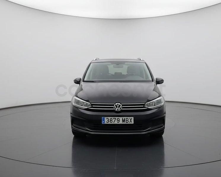 Usado VW Touran Advance 150 CV (110 kW) 2021 Negro Monovolumen