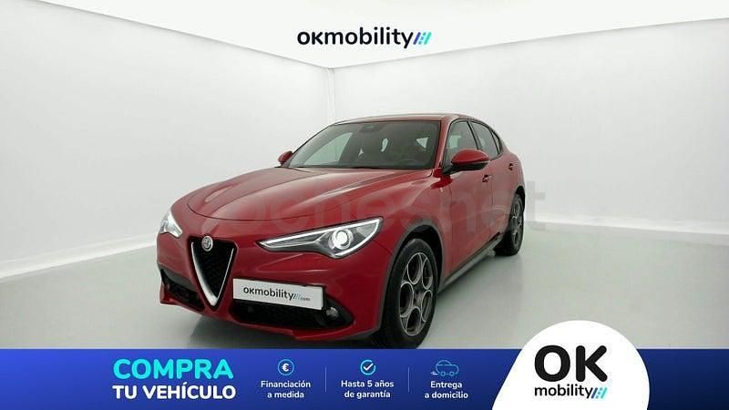 Usado Alfa Romeo Stelvio Ti 210 CV (154 kW) 2022 Rojo SUV