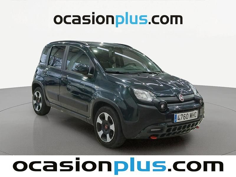 Usado Fiat Panda Cross Cross 70 CV (51 kW) 2023 Verde Utilitario