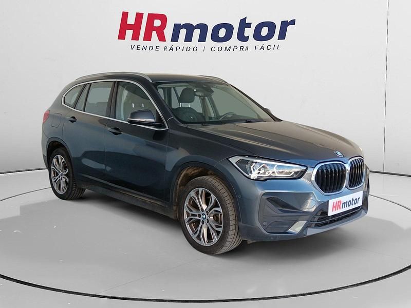 Usado BMW X1 Advantage 151 CV (111 kW) 2021 Gris SUV