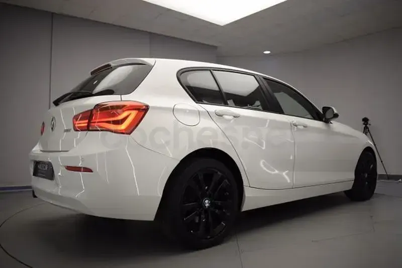 Usado BMW 116 109 CV (80 kW) 2018 Blanco Utilitario