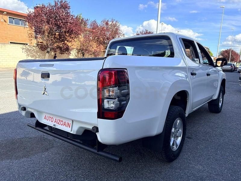 Usado Mitsubishi L200 150 CV (110 kW) 2020 Blanco Pickup/Camioneta