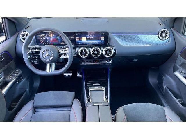Usado Mercedes B250e AMG line 218 CV (160 kW) 2024 Gris Monovolumen