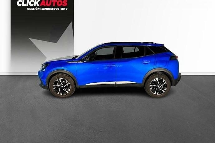 Usado Peugeot 2008 Allure 100 CV (73 kW) 2023 Gris SUV