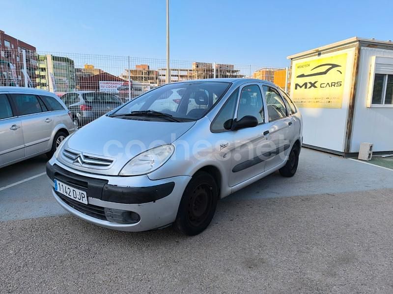 Beige Usado 2005 Citroën Xsara Picasso Exclusive Monovolumen | 2500 € (Buen precio) - Imagen 1/4