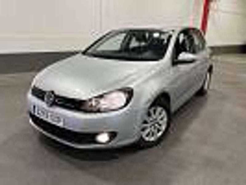 Usado VW Golf VI Advance 105 CV (77 kW) 2011 Gris / plata Utilitario