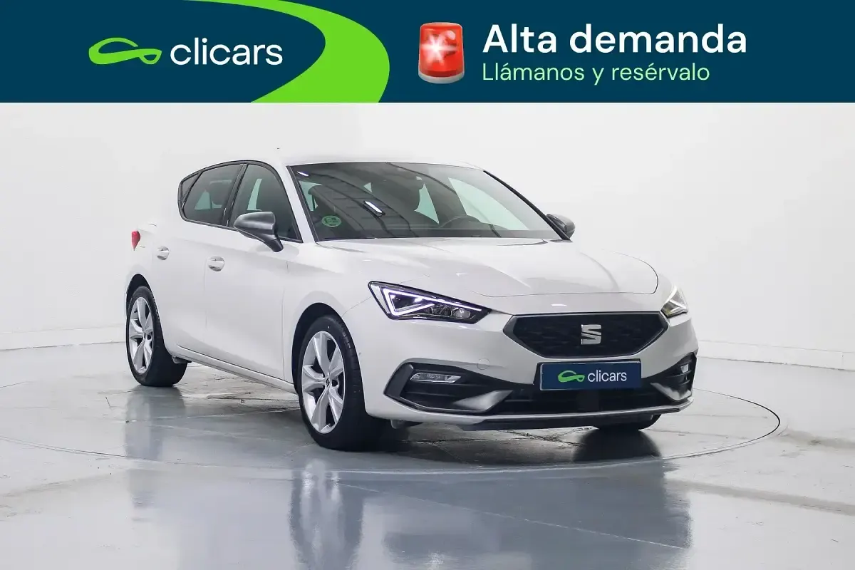 Usado Seat Leon FR 150 CV (110 kW) 2022 Blanco Berlina