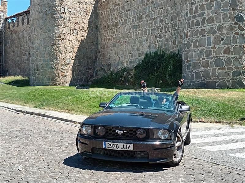 Negro Usado 2015 Ford Mustang GT Descapotable | 27.000 € - Imagen 1/4