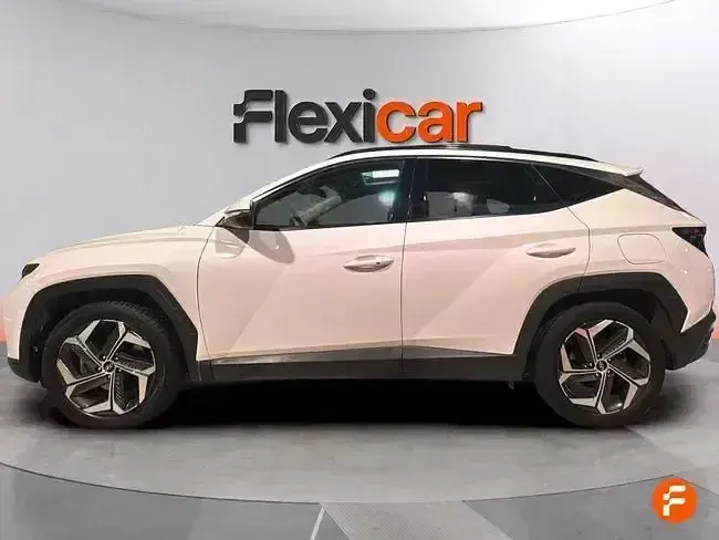 Usado Hyundai Tucson 136 CV (100 kW) 2022 Blanco SUV