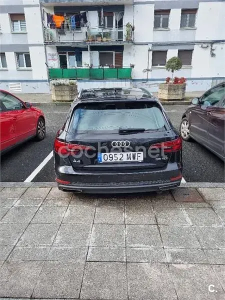 Usado Audi A4 150 CV (110 kW) 2019 Negro Familiar