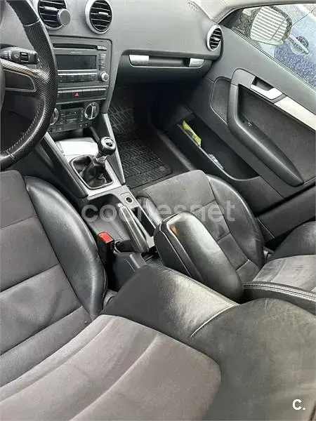 Usado Audi A3 Sportback 140 CV (102 kW) 2011 Negro Utilitario