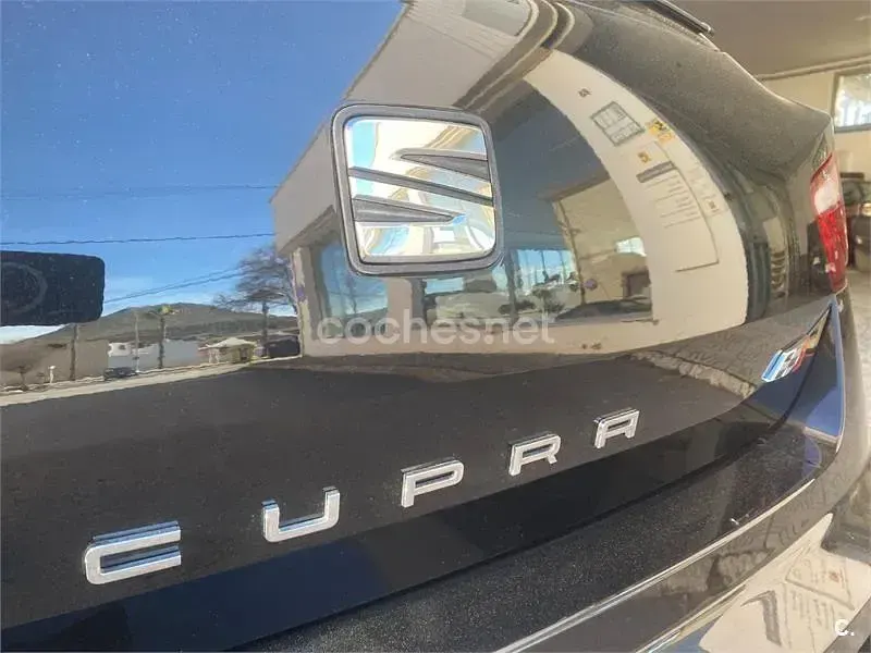 Usado Seat Ibiza SC CUPRA 192 CV (141 kW) 2016 Negro Utilitario