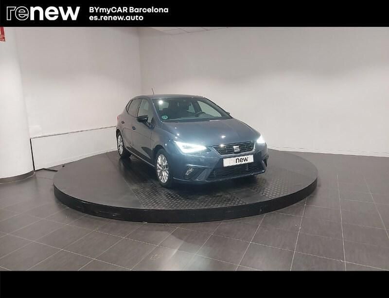 Usado Seat Ibiza FR 115 CV (84 kW) 2024 Gris Berlina