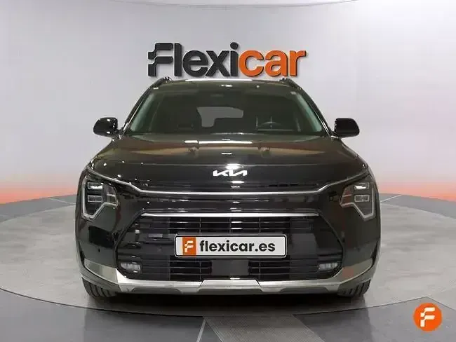 Usado Kia Niro 141 CV (103 kW) 2023 Negro SUV