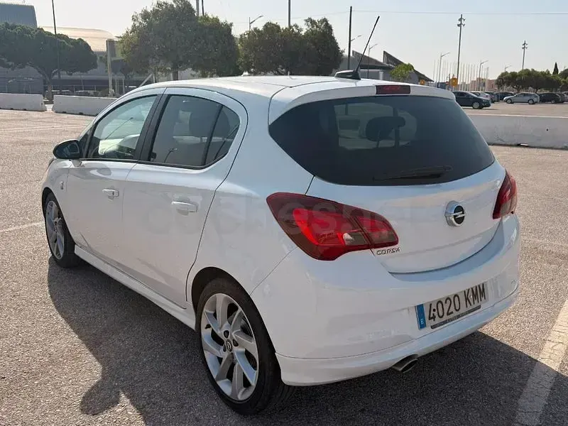 Usado Opel Corsa Selective 90 CV (66 kW) 2018 Blanco Utilitario
