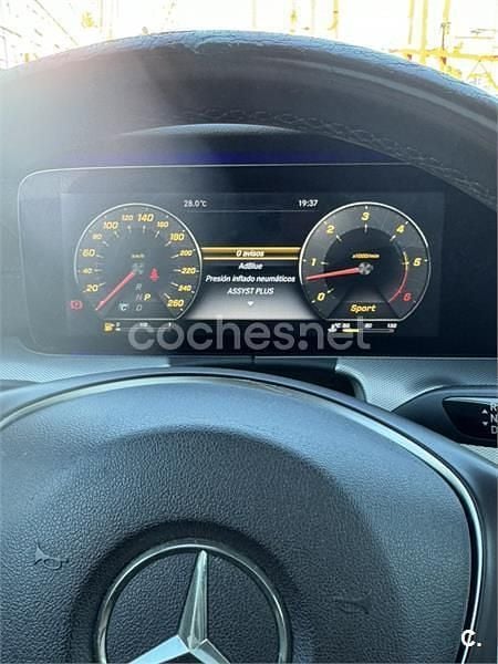 Usado Mercedes E350 258 CV (189 kW) 2016 Verde Berlina
