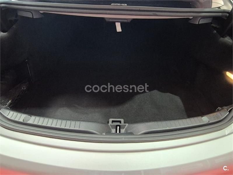 Usado Mercedes C220 170 CV (125 kW) 2018 Gris / plata Coupe