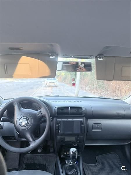 Azul Usado 2002 Seat Leon Sport Berlina | 2400 € (Buen precio) - Imagen 1/2