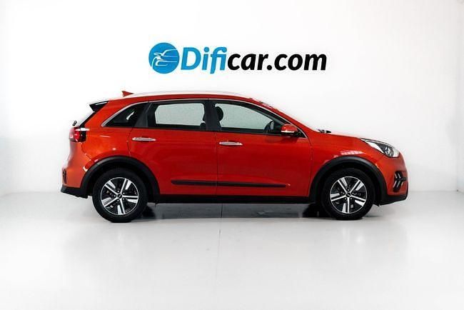 Usado Kia Niro 141 CV (103 kW) 2022 Naranja SUV