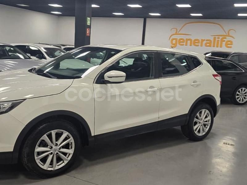 Usado Nissan Qashqai Acenta 110 CV (80 kW) 2015 Blanco SUV