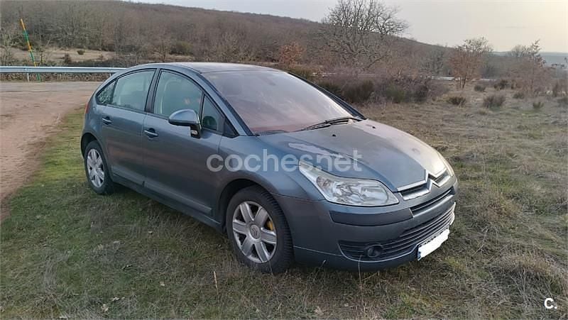 Begagnad Citroën C4 92 HK (67 kW) 2006 Grå Sedan