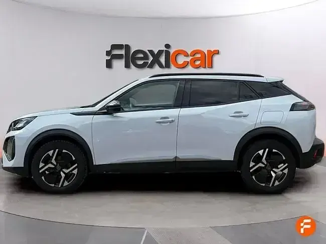 Usado Peugeot 2008 Allure 130 CV (95 kW) 2024 Gris SUV
