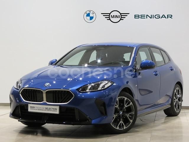 Azul Usado 2025 BMW 120 Shadowline Utilitario | 38.900 € - Imagen 1/4