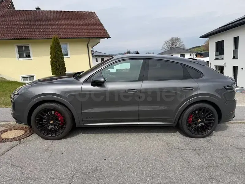 Usado Porsche Cayenne 460 CV (338 kW) 2023 Gris / plata SUV