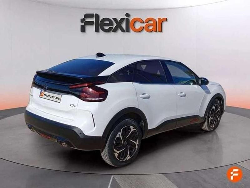 Usado Citroën C4 Feel 131 CV (96 kW) 2023 Blanco SUV