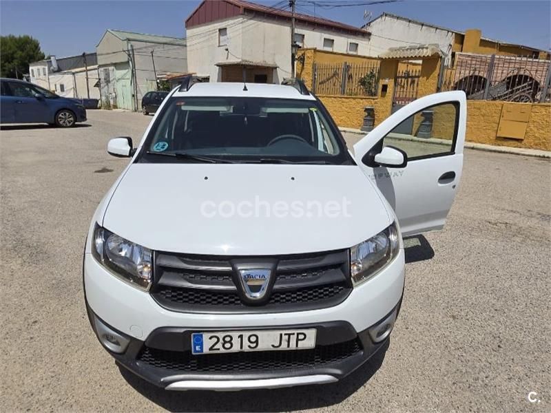 Blanco Usado 2016 Dacia Sandero Stepway Utilitario | 9200 € (Precio justo) - Imagen 1/4