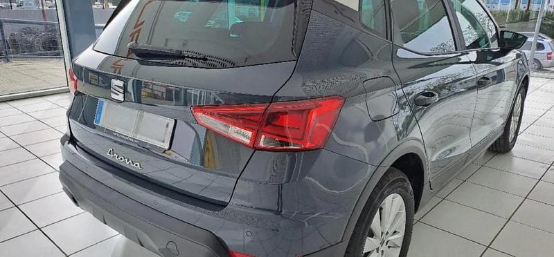Usado Seat Arona Style 116 CV (85 kW) 2025 Azul fiord + techo blanco SUV