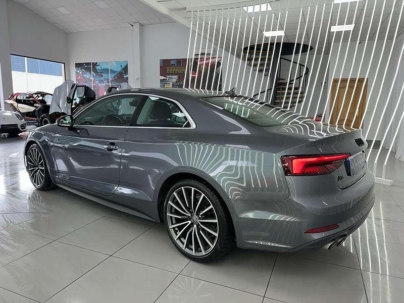 Usado Audi A5 S-Line 190 CV (139 kW) 2020 Gris Coupe