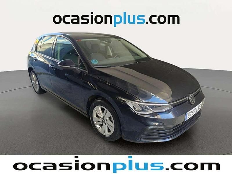 Usado VW Golf VIII Life 116 CV (85 kW) 2021 Negro Utilitario