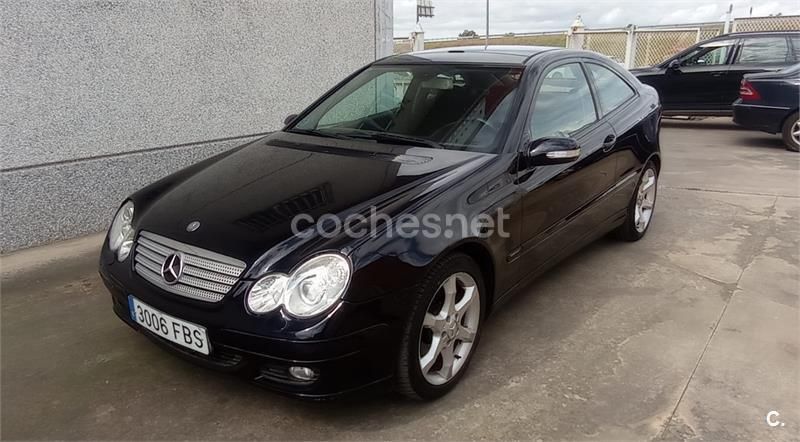 Negro Usado 2006 Mercedes C180 Sport Edition Berlina | 4200 € (Super precio) - Imagen 1/4